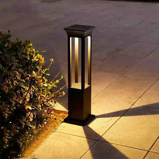 Nyx Quad Solar Light